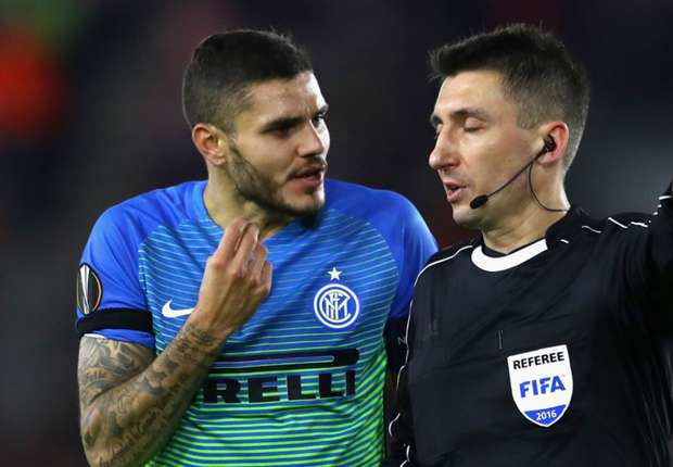 ایکاردی: با هر گل که میخوریم، دنیا فرو میریزد