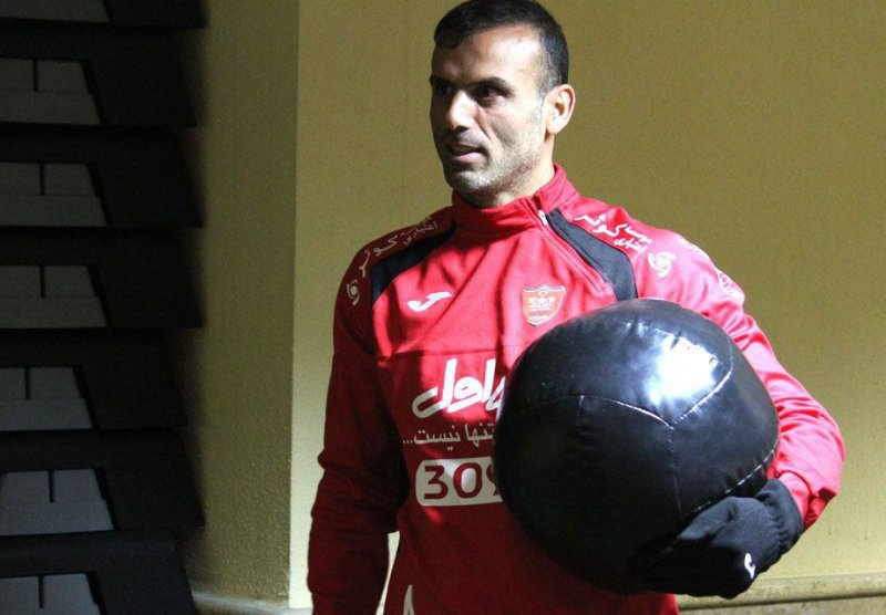  کاپیتان با پرسپولیس به قم می رود