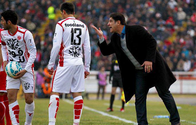 مهاجری: با قدرت به کارم ادامه میدهم