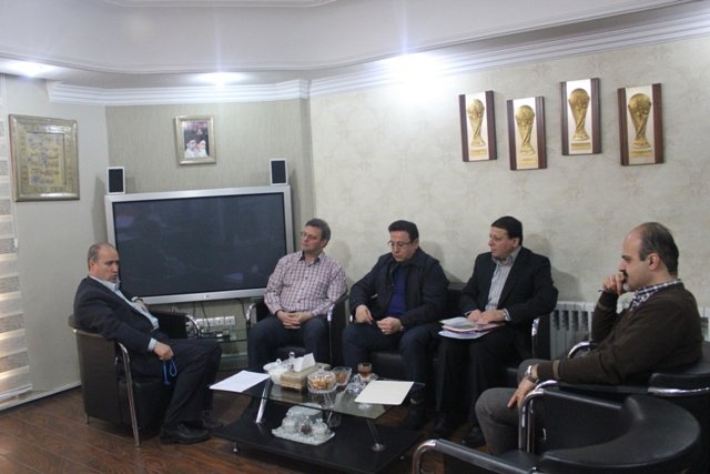 جلسه مسئولین فدراسیون فوتبال با هدایتی