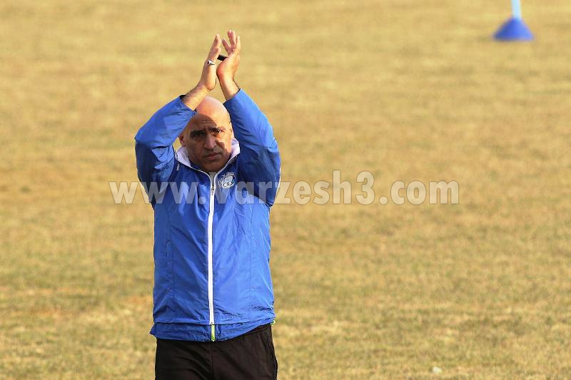 حرفهای منصوریان درباره رحمتی و نقل و انتقالات