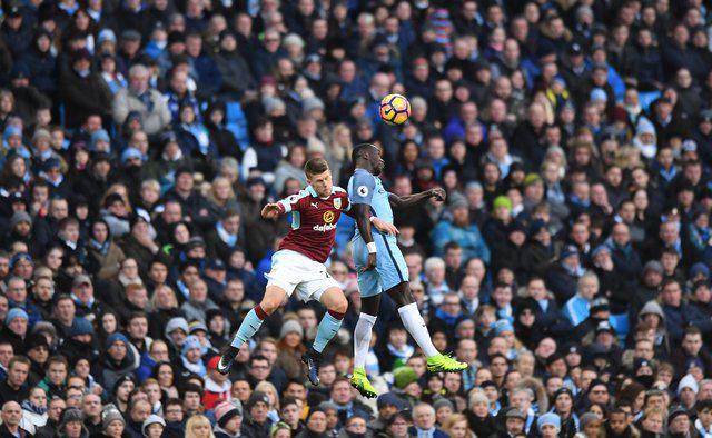 پیروزی دشوار منچسترسیتی برابر برنلی