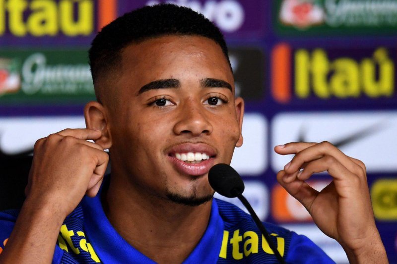 گواردیولا را به درخواست های نیمار ترجیح دادم