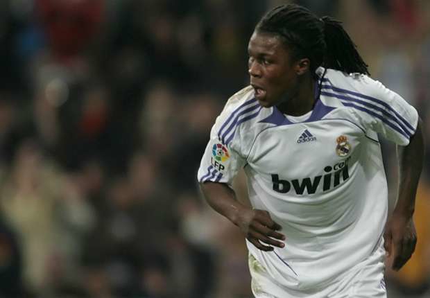 بازیکن سابق رئال خواننده شد!