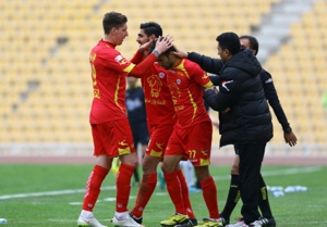 نفت 2 ـ پیکان1؛ آندو برای دایی خوش قدم بود 