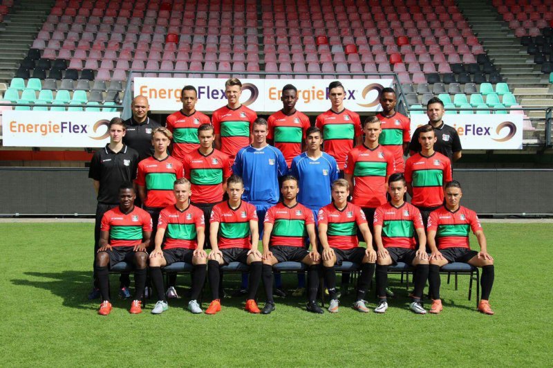 ٢ بازیکن ایرانی در تیم جوانان نایمخن