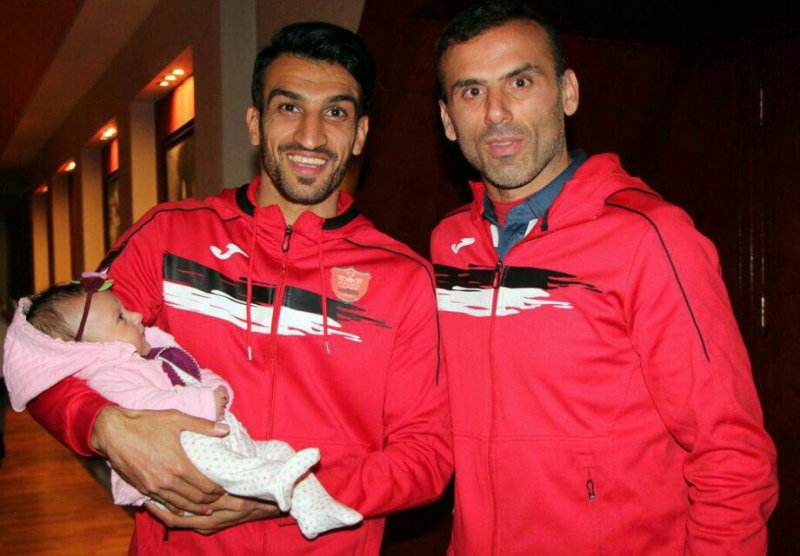 نیمکتنشینی کاپیتانهای پرسپولیس برابر بادران