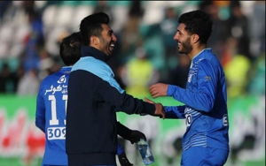 مسئولان استقلال با مصاحبه ما را تحریک نکنند