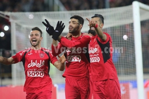 آ.اس: طارمی – رضاییان بهتر از مسی – سوارز