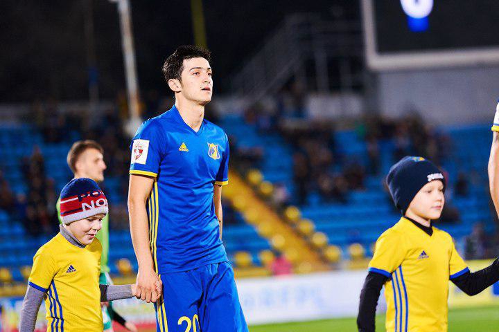 مصدومیت آزمون در شب تساوی روبین