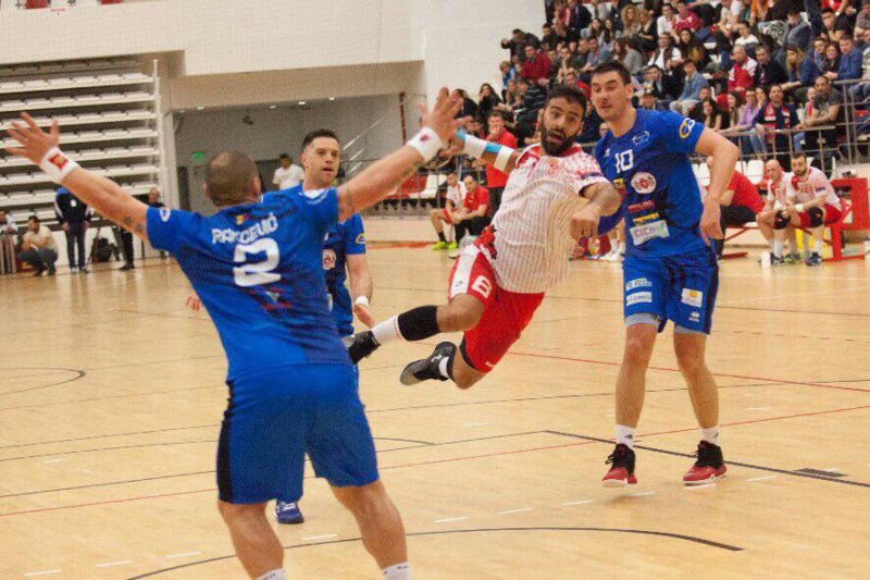 الله کرم نیامد، کرمیان رباط داد