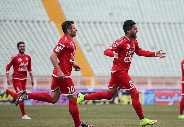 شریفی در دوراهی تراکتورسازی و سپاهان