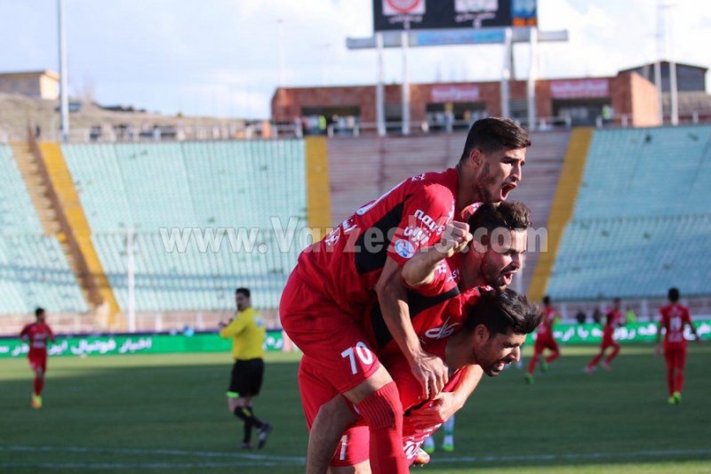 طارمی؛ آقای گل جنجالی در تبریز (عکس)