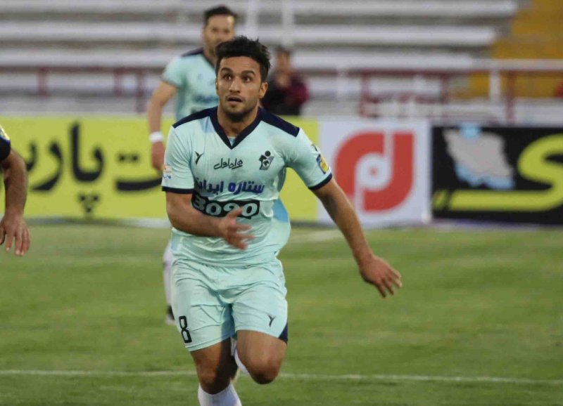 نعمتی با چه رقمی پرسپولیسی میشود؟