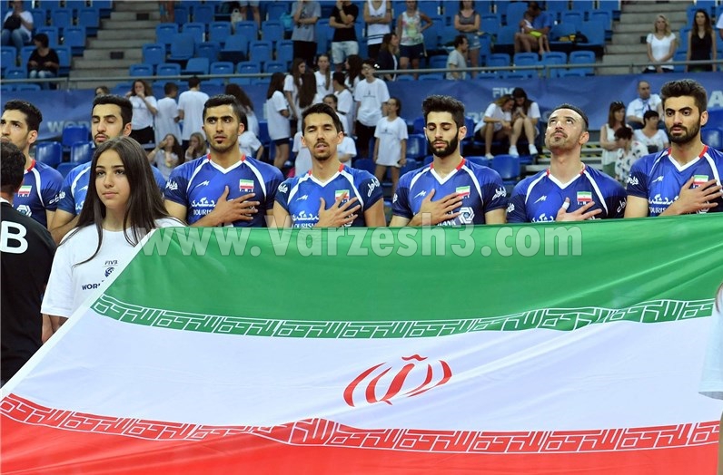 بازگشت موسوی به تیم ملی، غیبت میرزاجانپور