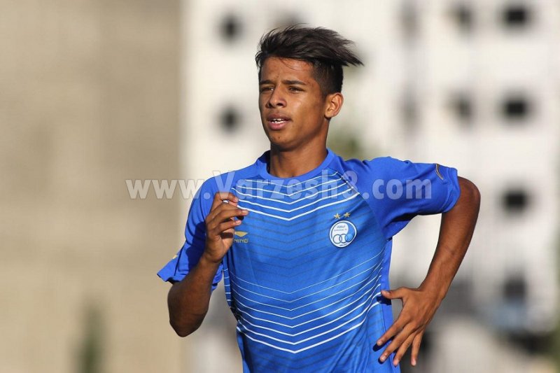 باشوی استقلال به ایرانجوان رسید