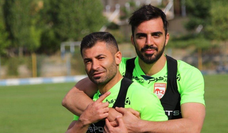 عشوری: ماندم تا دینم را به تراکتوری‌ها ادا کنم