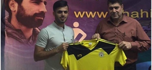 مدافع سابق سپاهان به فجرسپاسی پیوست 