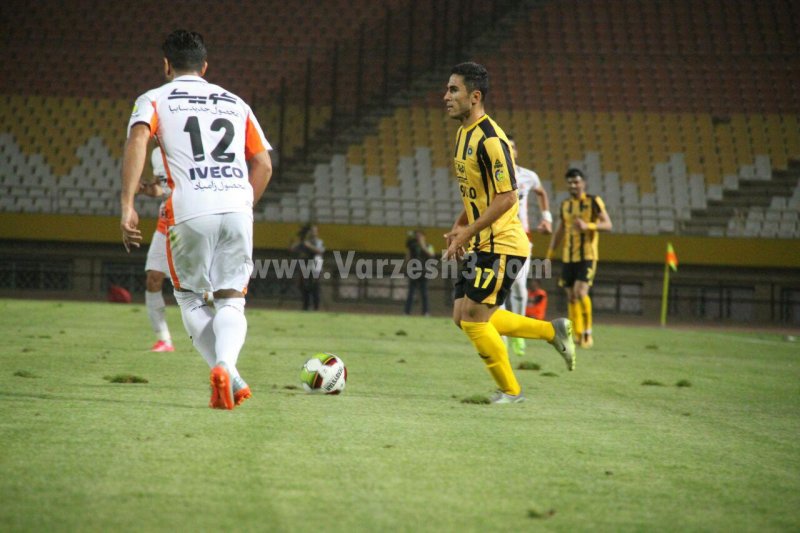 علیمحمدی: چرا نباید در ورزشگاه امام رضا بازی کنیم!