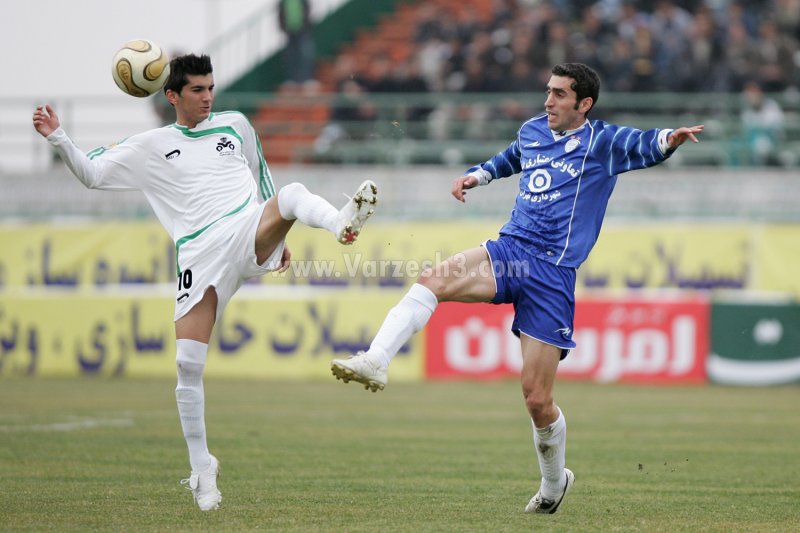 بال‌ها مغزهای فوتبال ایران را می‌خورند