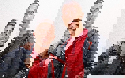 1233931
