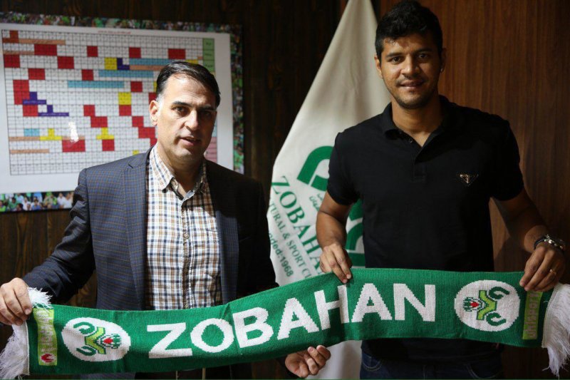 مهاجم برزیلی ذوبآهن به جعل مدرک متهم شد!