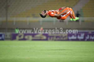 شادی گل گلزن سایپا تقدیم به شماره 10 نارنجی