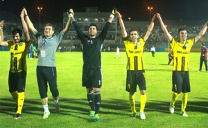 شگفتی ادامه دارد، صدرنشینی پارس جم