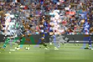 علت وجود سکوهای خالی زیاد در بازی بارسا-بتیس