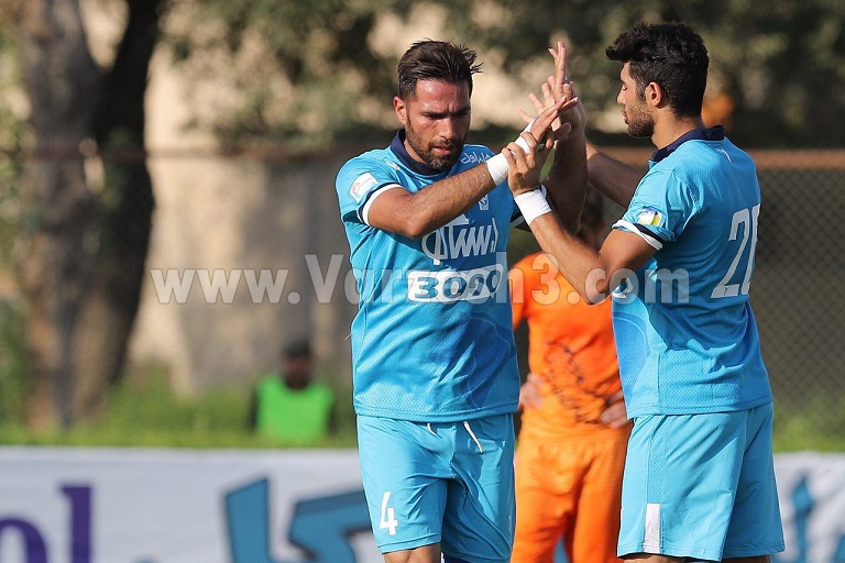 امیرحسین صادقی مقابل استقلال بازی میکند