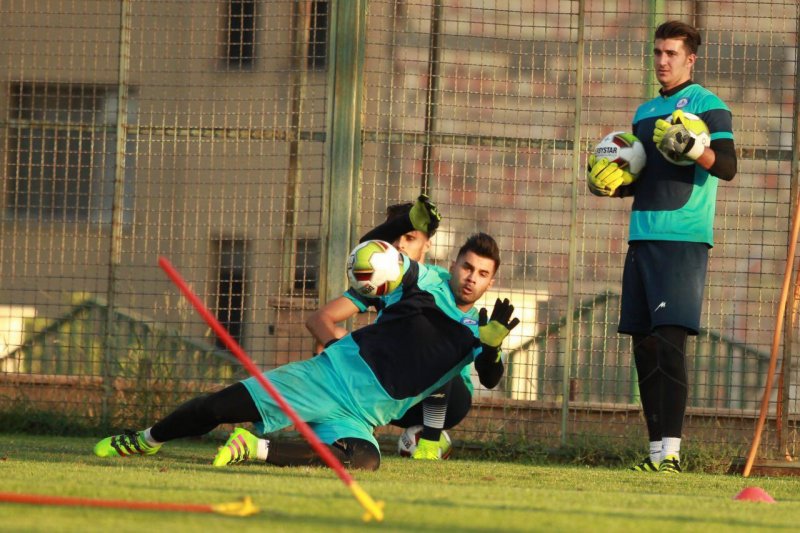 فروزان به دنبال سومین کلینشیت متوالی