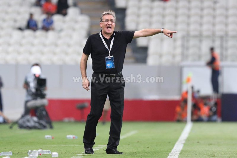 برانکو رهبر ایسلندی در استادیوم غدیر