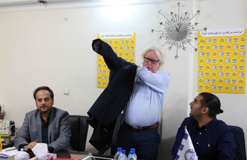 شفر: از فردا تمرین به روی هواداران باز است