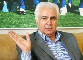 قراب: تقصیر طارمی است که درباره امیر حرف میزنند