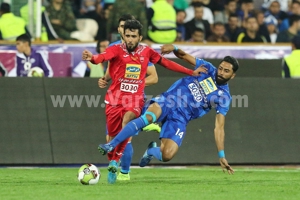 بشار: اگر کتفم درد نمی‌کرد به استقلال گل می‌زدم