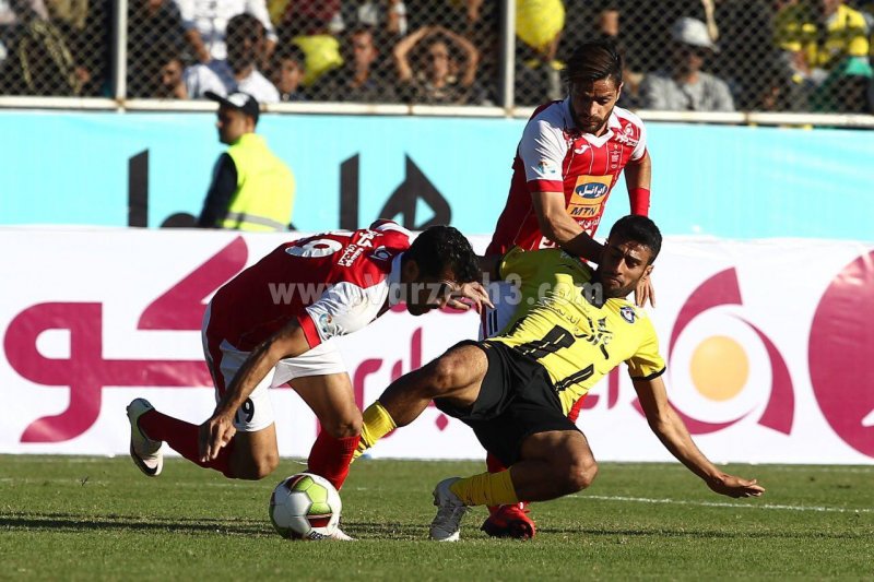 روز بد هافبک‌های پرسپولیس