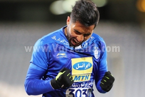 پیروزی استقلال برابر گسترش با دبل اسماعیلی