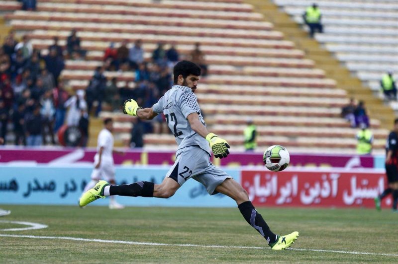 جلالیراد: با کلینشیتم مقابل نفتآبادان حرف زدم