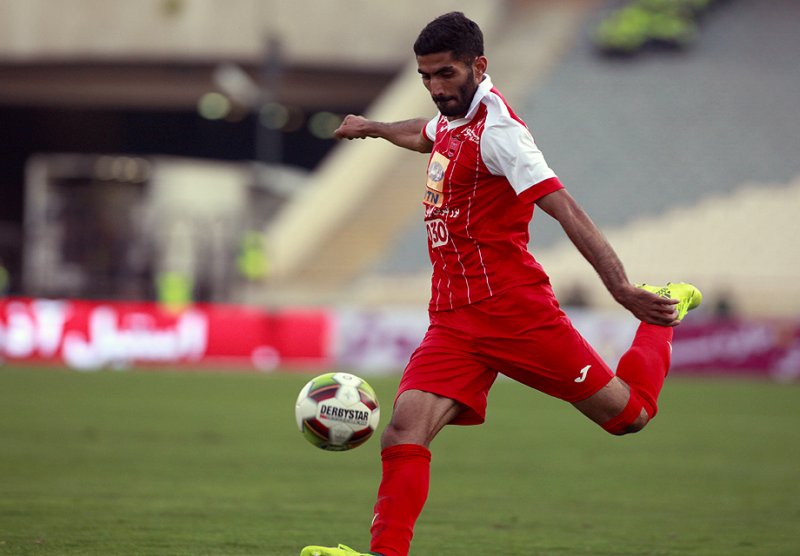 یک تعویض با چهار جابجایی در پرسپولیس