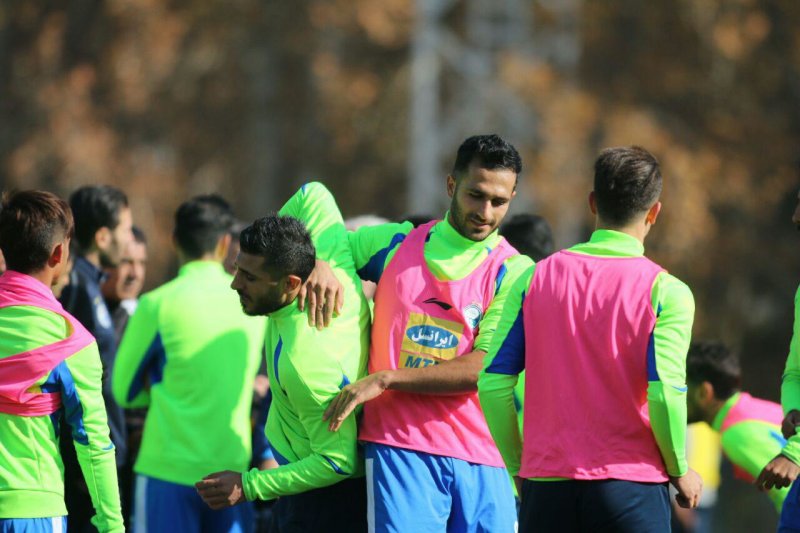 3 بازیکن استقلال در تمرین جبرانی شفر