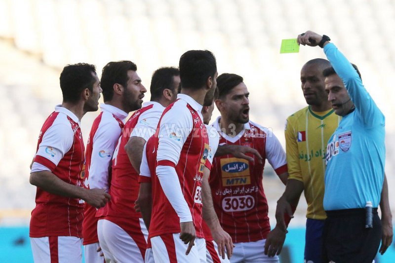 تکرار محرومیت‌های پرسپولیس با اعتراض داوری