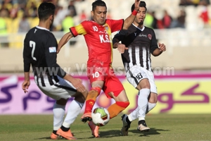 زهیوی: رابطه من و پورموسوی خراب نمی‌شود