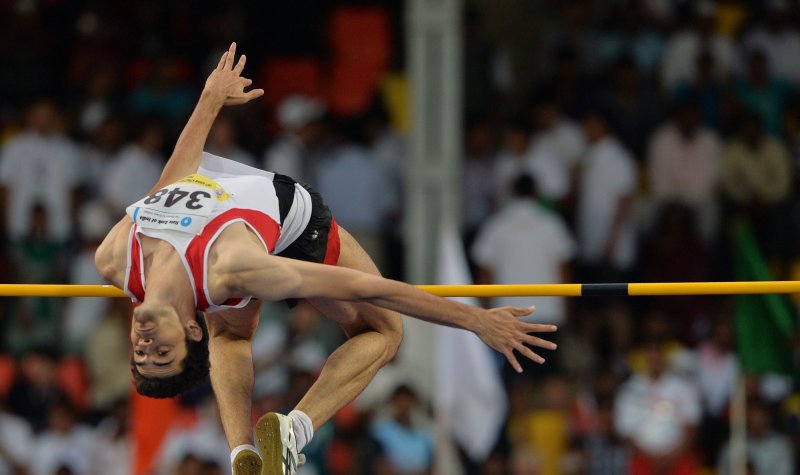 قنبرزاده: بین دوومیدانی و فوتبال تبعیض  نگذارید
