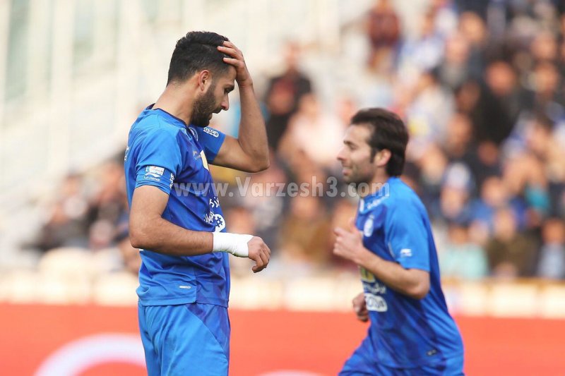 بازیکنان استقلال به دنبال تعویض کفش