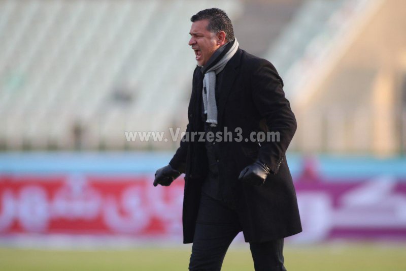 دایی سه مرتبه به نیمکت ذوب آهن بی احترامی کرد