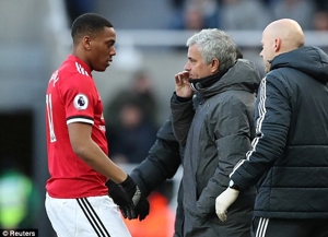 تیمت با قهرمانی فاصله دارد، آقای خاص!