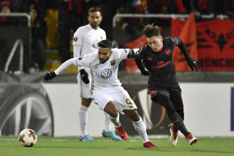 مهاجم ایرانی چشم سرمربی آرسنال را گرفت؟