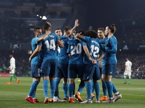 بتیس 3-5 رئال؛ طوفان یک نیمه ای کهکشانی ها