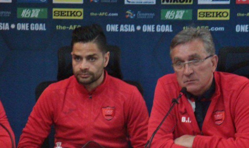 پاسخ کامیابینیا به تمدید قرارداد با پرسپولیس