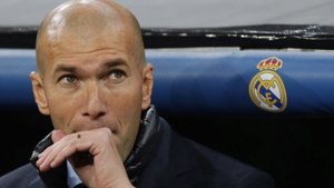 زیدان: رونالدو از سیاره ای دیگر آمده است